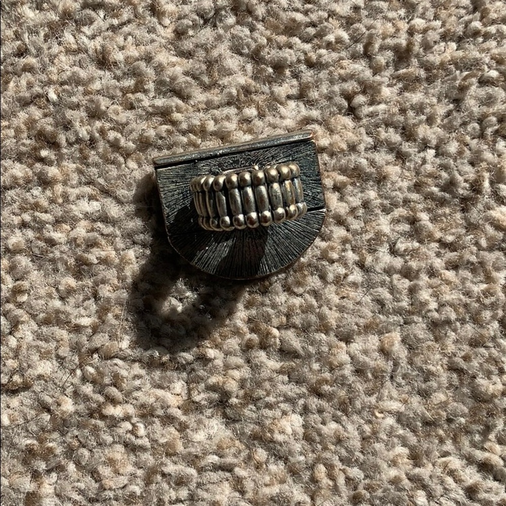 TRIBAL RING - Picture 3 of 5